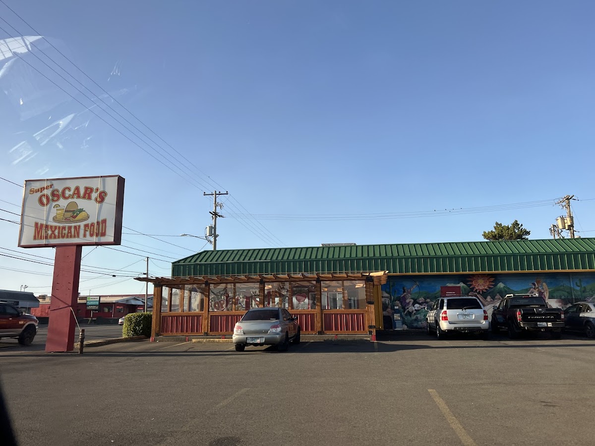 Super Oscar's Mexican Food