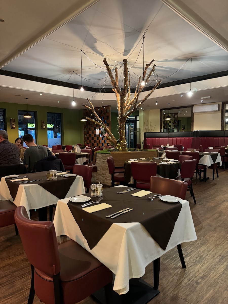 Lugana Restaurant Worsley