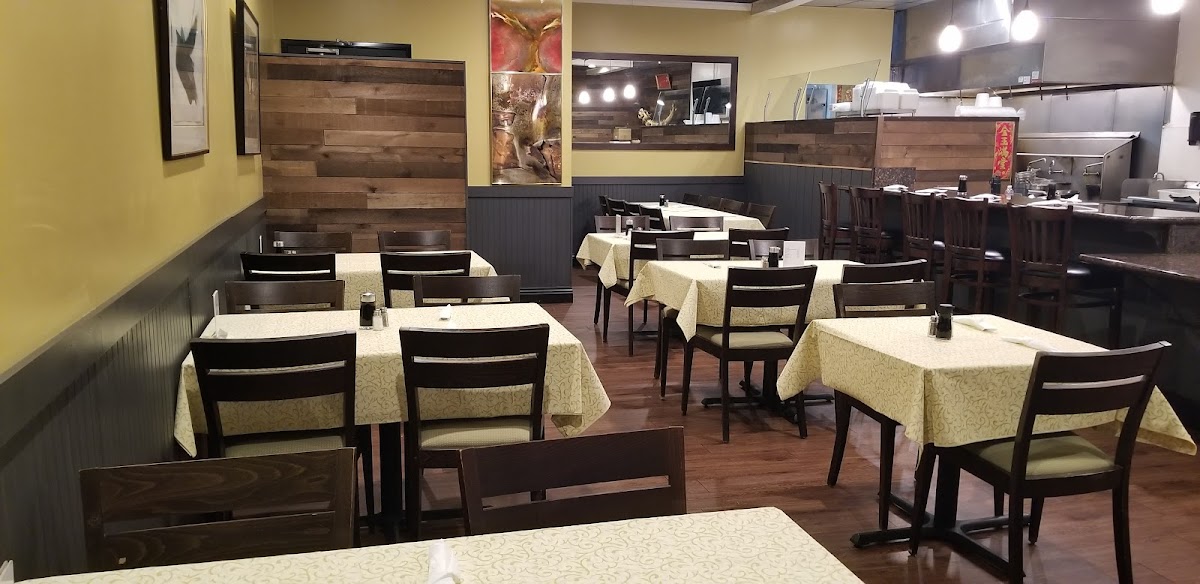 Iron Wok | Chinese Cuisine