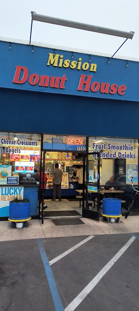 Mission Donut House