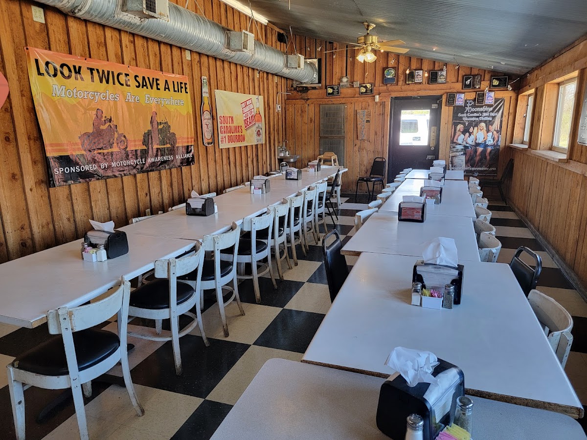 Sue's Wings & Things