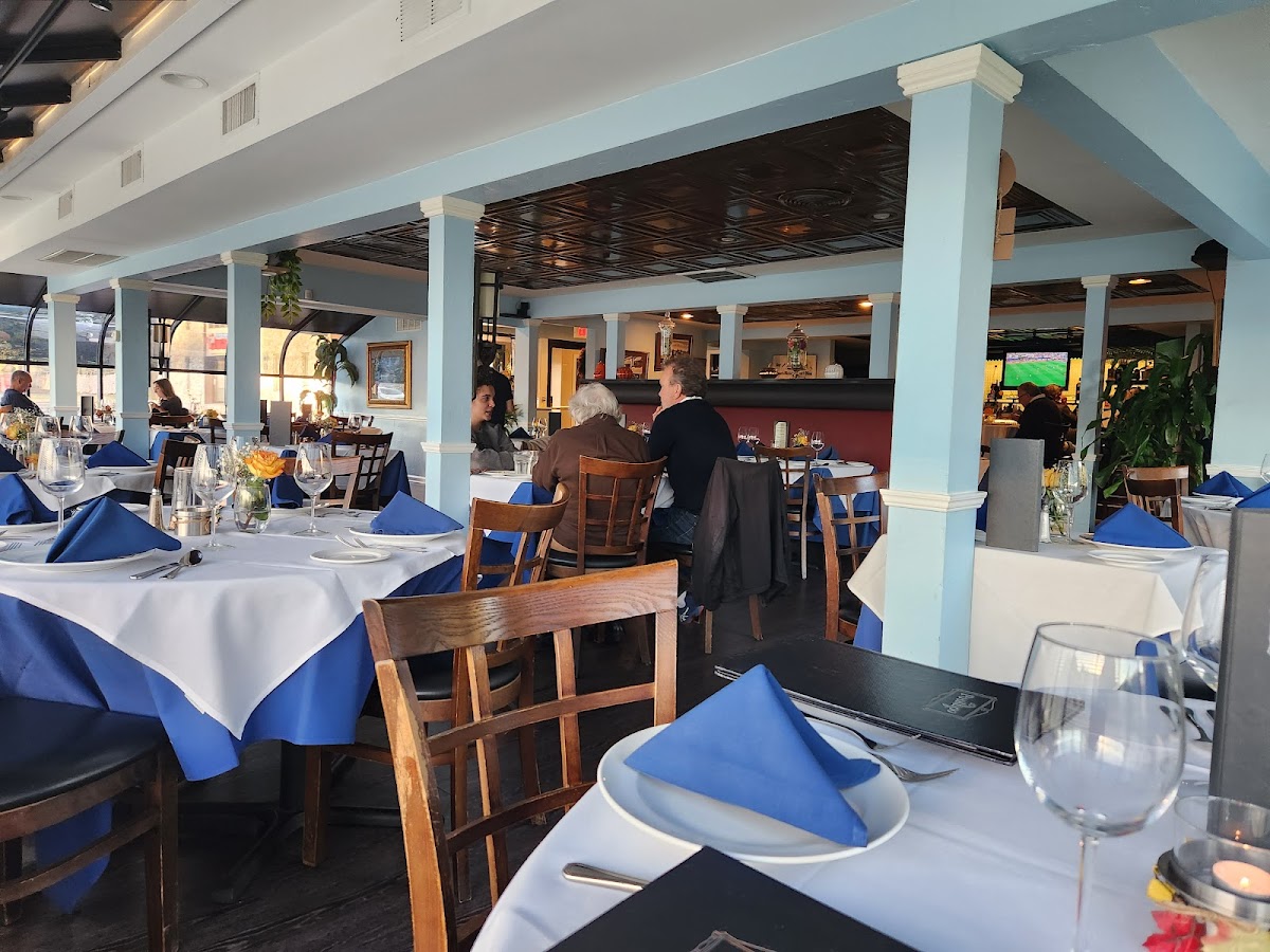 Posillipo Italian Restaurant & Bar