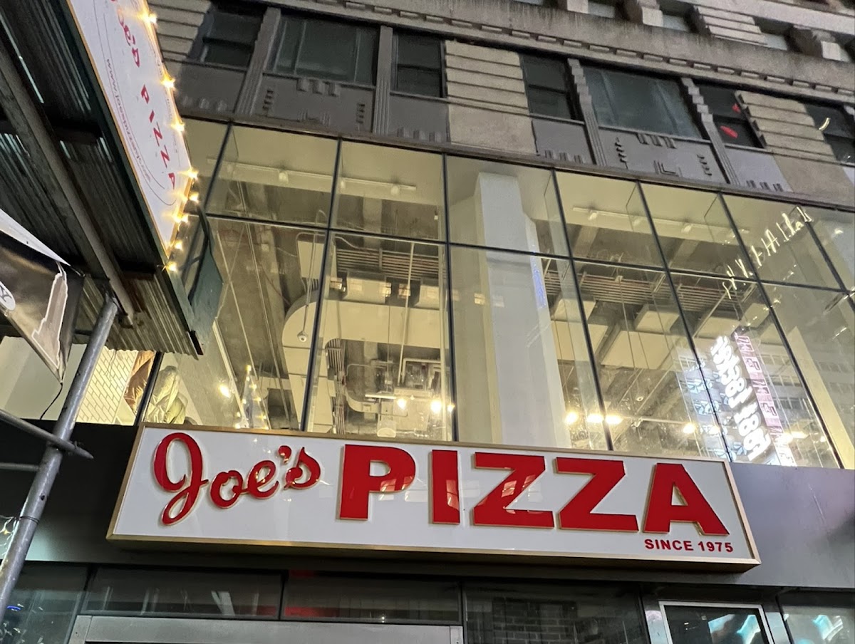 Joe's Pizza Broadway